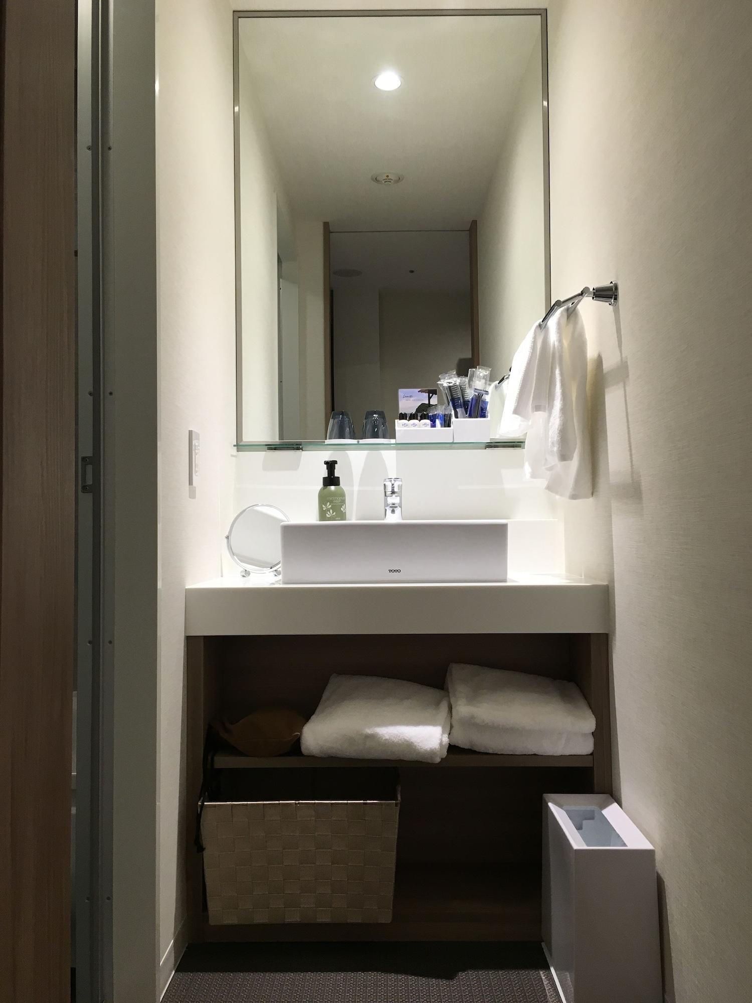 Nihon Seinenkan Hotel Токио Екстериор снимка