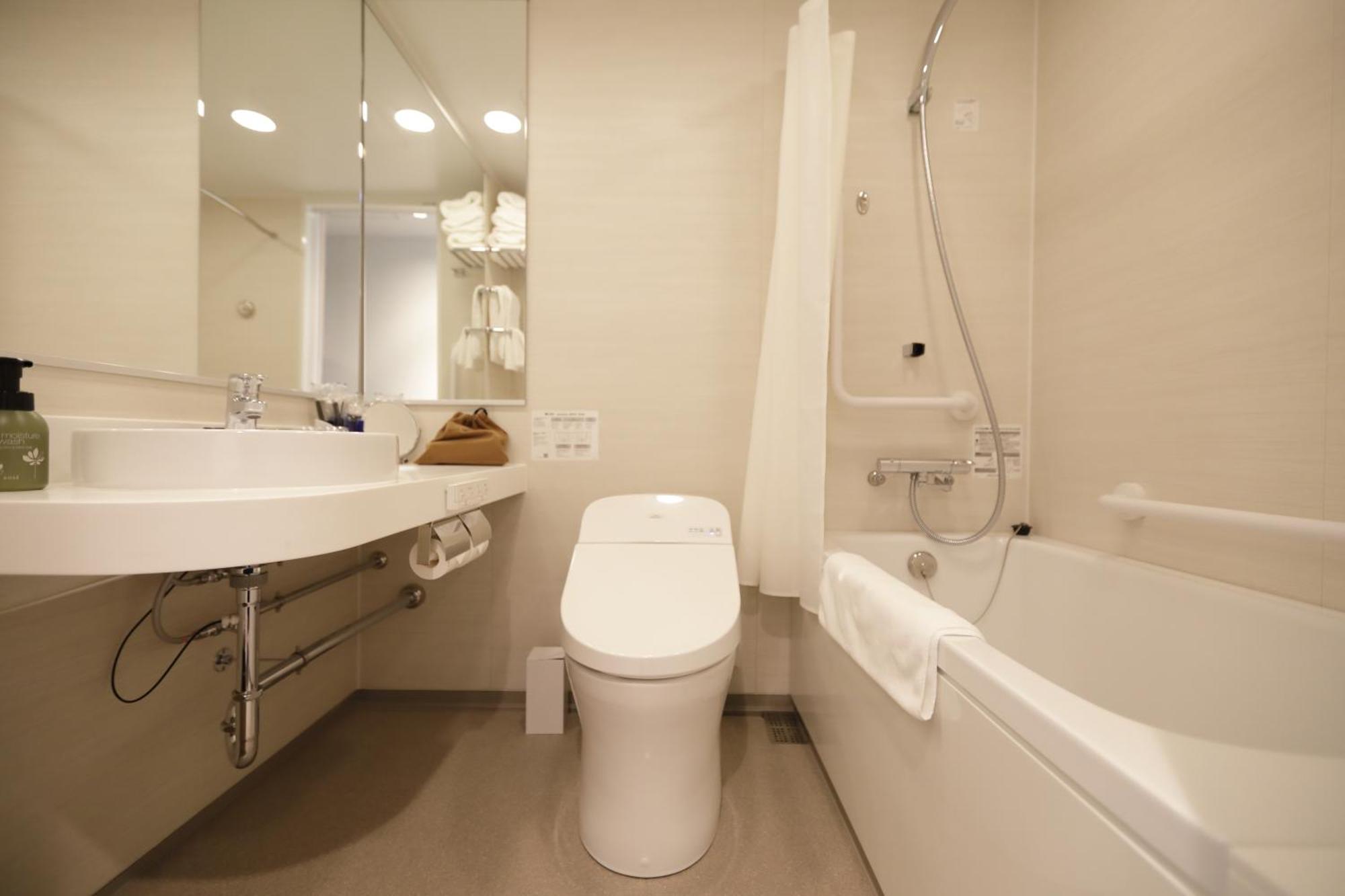 Nihon Seinenkan Hotel Токио Стая снимка